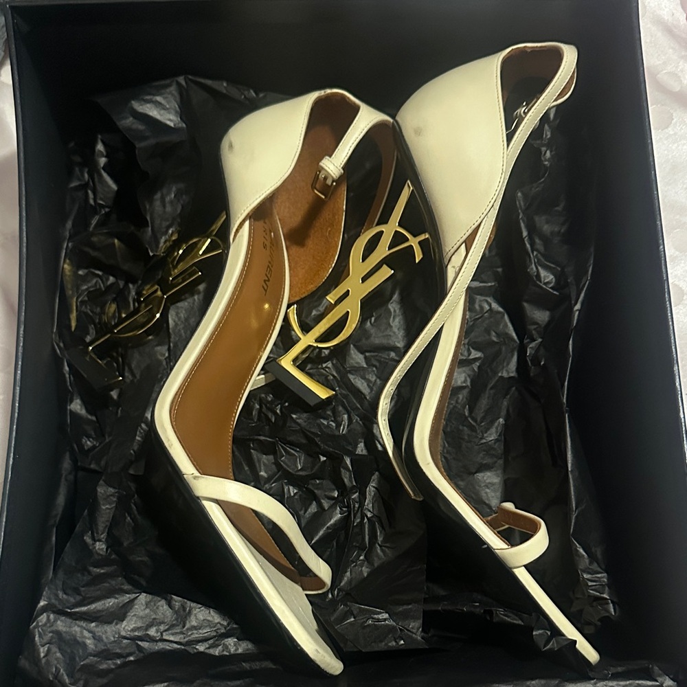 Yves Saint Laurent Cream Heels with Gold Accent